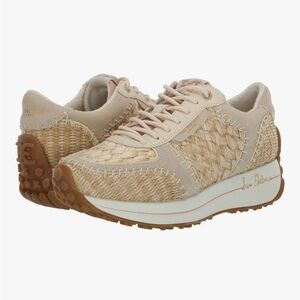 New Sam Edelman Jianna platform lace up shoes size 8.